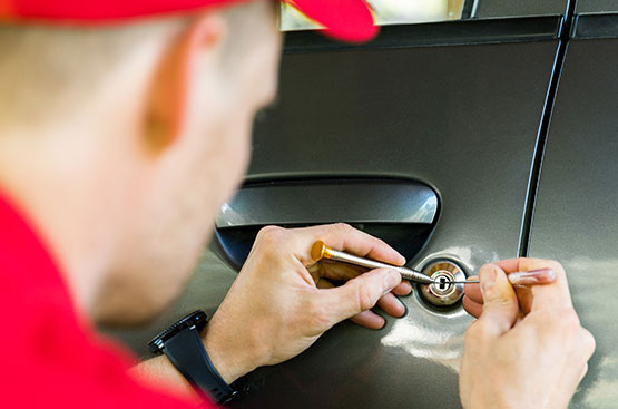 auto locksmith services los angeles